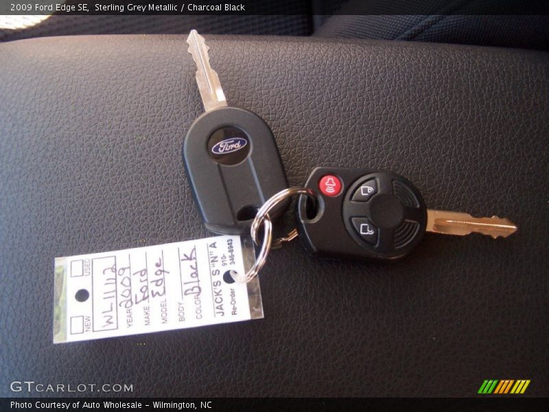 Sterling Grey Metallic / Charcoal Black 2009 Ford Edge SE