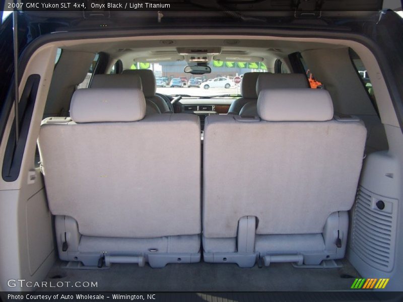 Onyx Black / Light Titanium 2007 GMC Yukon SLT 4x4