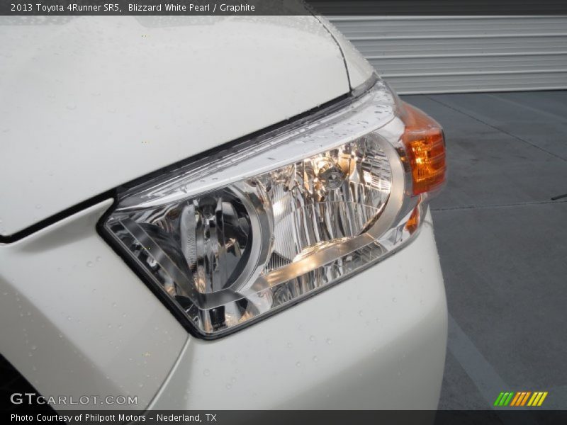 Blizzard White Pearl / Graphite 2013 Toyota 4Runner SR5