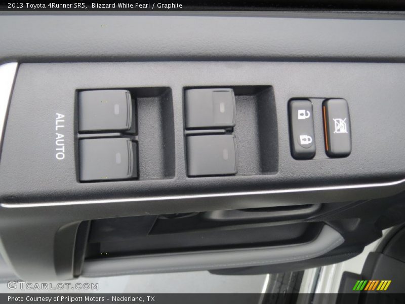 Blizzard White Pearl / Graphite 2013 Toyota 4Runner SR5