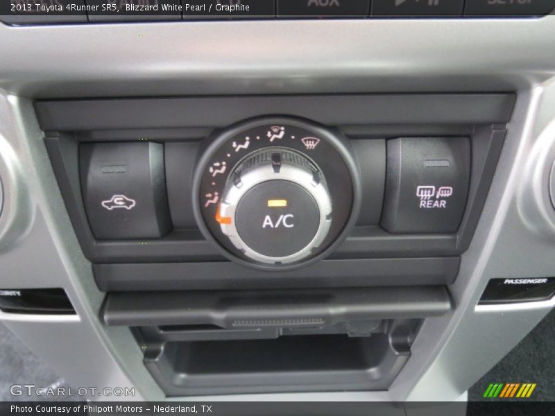 Blizzard White Pearl / Graphite 2013 Toyota 4Runner SR5