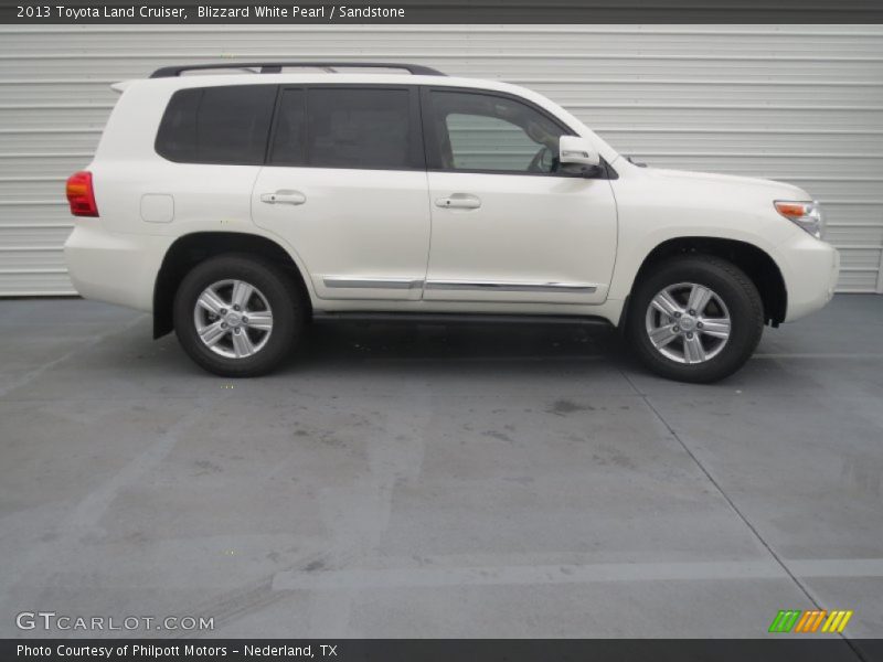 Blizzard White Pearl / Sandstone 2013 Toyota Land Cruiser