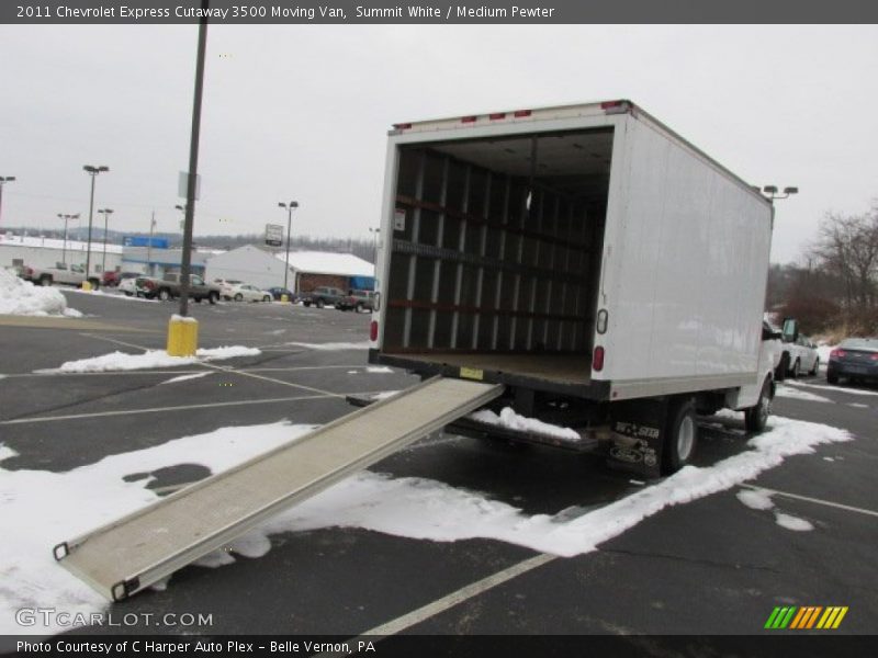  2011 Express Cutaway 3500 Moving Van Trunk