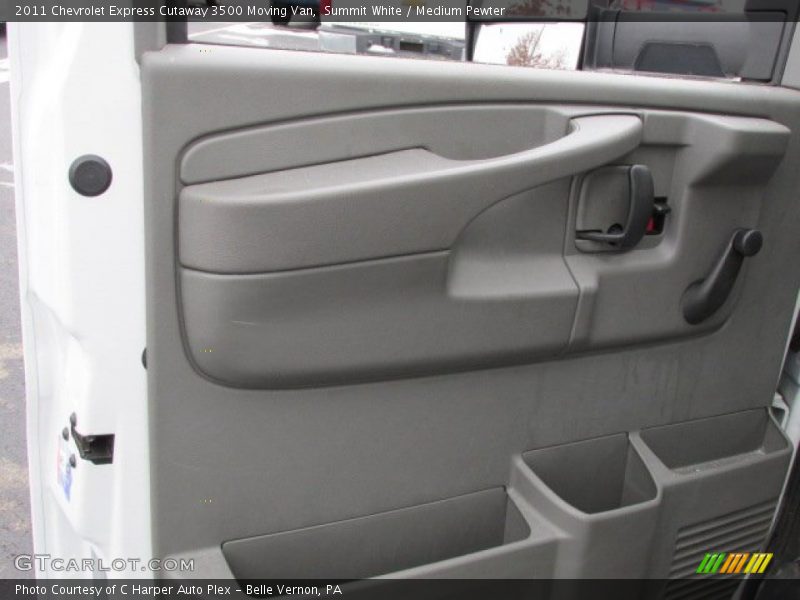 Summit White / Medium Pewter 2011 Chevrolet Express Cutaway 3500 Moving Van