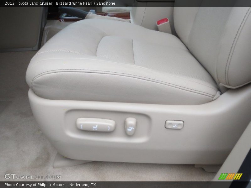 Blizzard White Pearl / Sandstone 2013 Toyota Land Cruiser