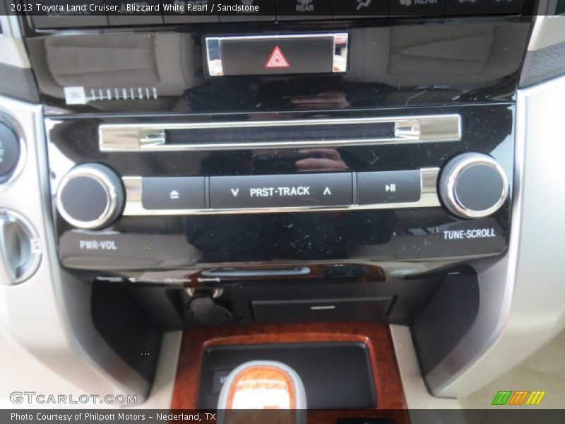 Blizzard White Pearl / Sandstone 2013 Toyota Land Cruiser