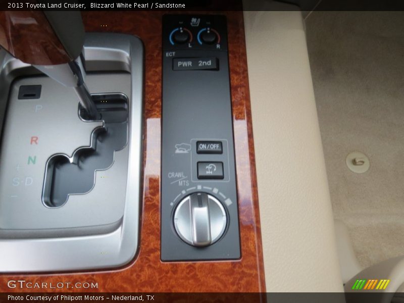 Blizzard White Pearl / Sandstone 2013 Toyota Land Cruiser