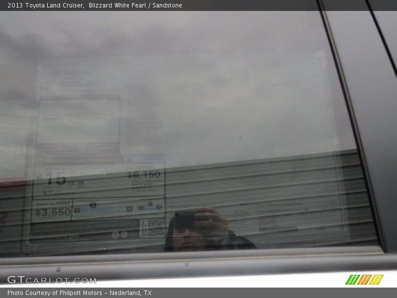 Blizzard White Pearl / Sandstone 2013 Toyota Land Cruiser