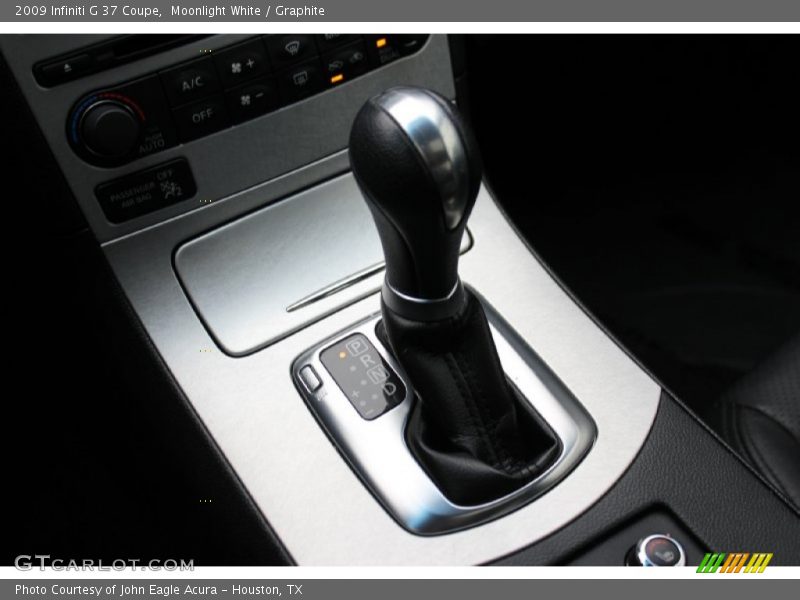 Moonlight White / Graphite 2009 Infiniti G 37 Coupe