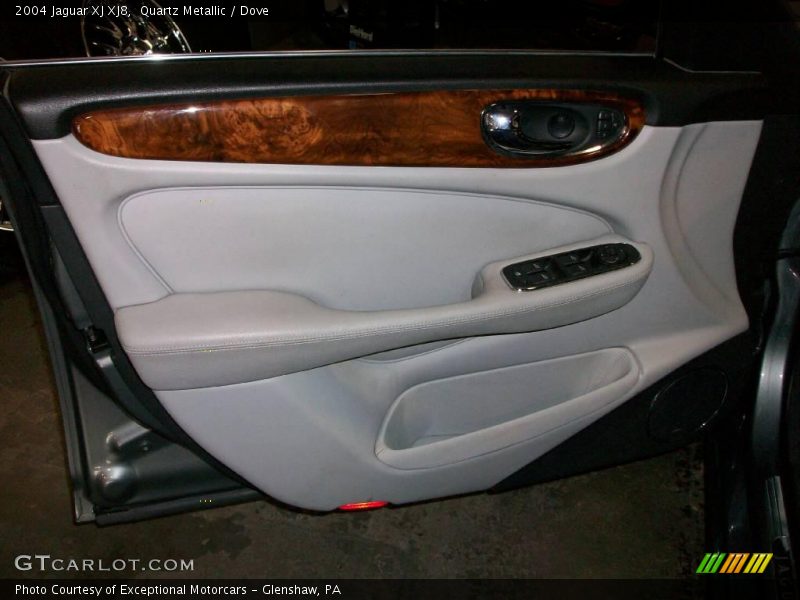 Quartz Metallic / Dove 2004 Jaguar XJ XJ8