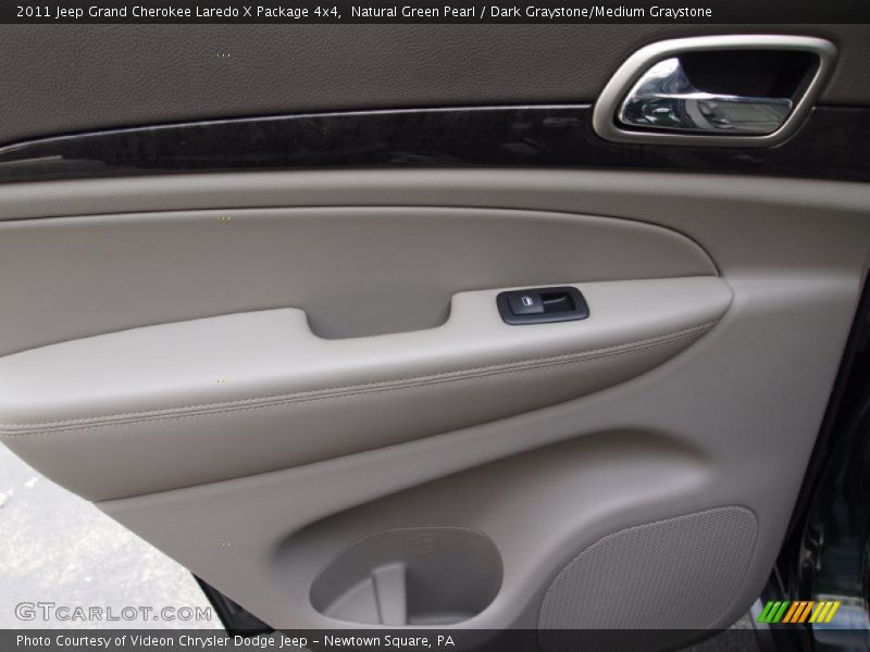 Natural Green Pearl / Dark Graystone/Medium Graystone 2011 Jeep Grand Cherokee Laredo X Package 4x4