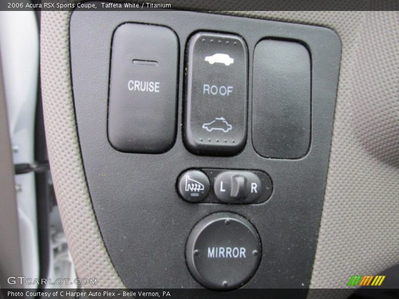 Controls of 2006 RSX Sports Coupe