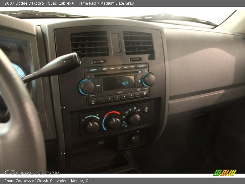 Flame Red / Medium Slate Gray 2007 Dodge Dakota ST Quad Cab 4x4