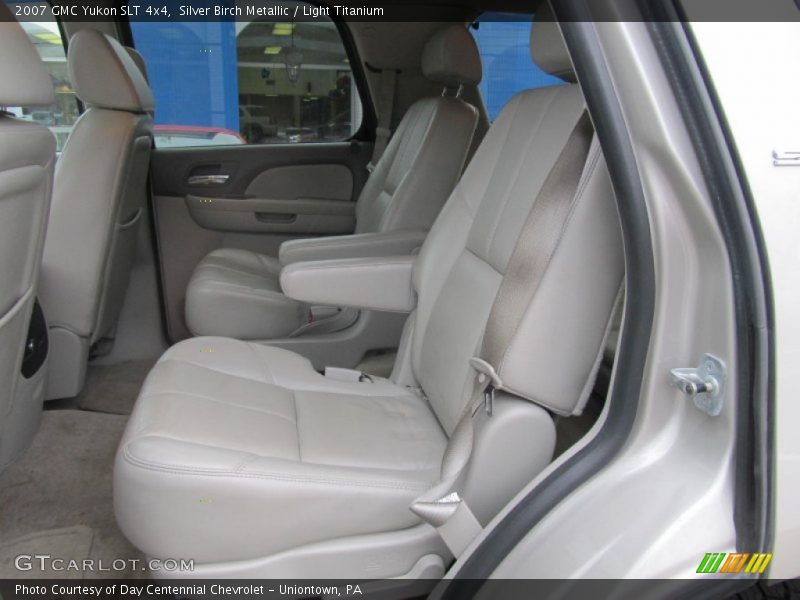 Silver Birch Metallic / Light Titanium 2007 GMC Yukon SLT 4x4