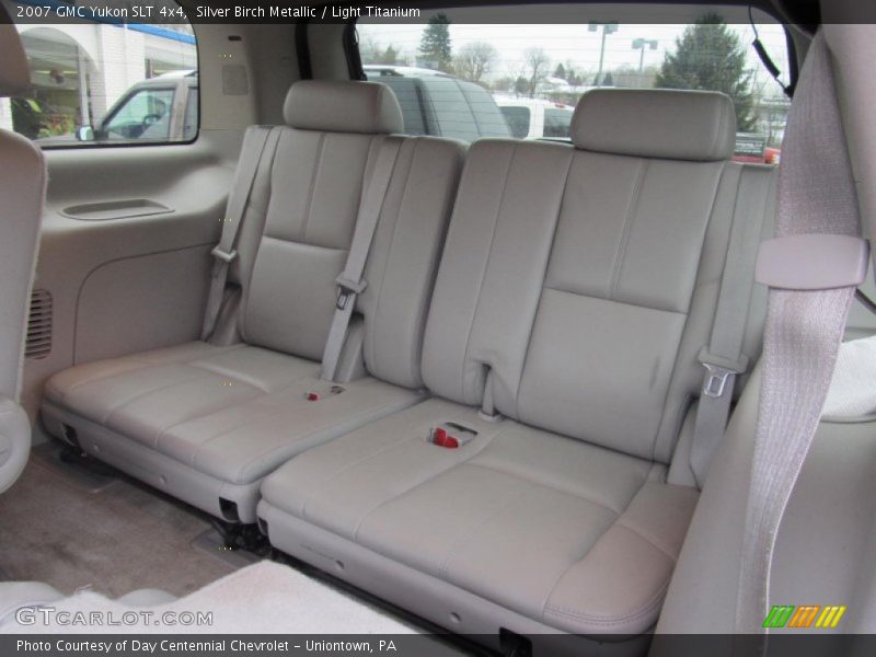 Silver Birch Metallic / Light Titanium 2007 GMC Yukon SLT 4x4