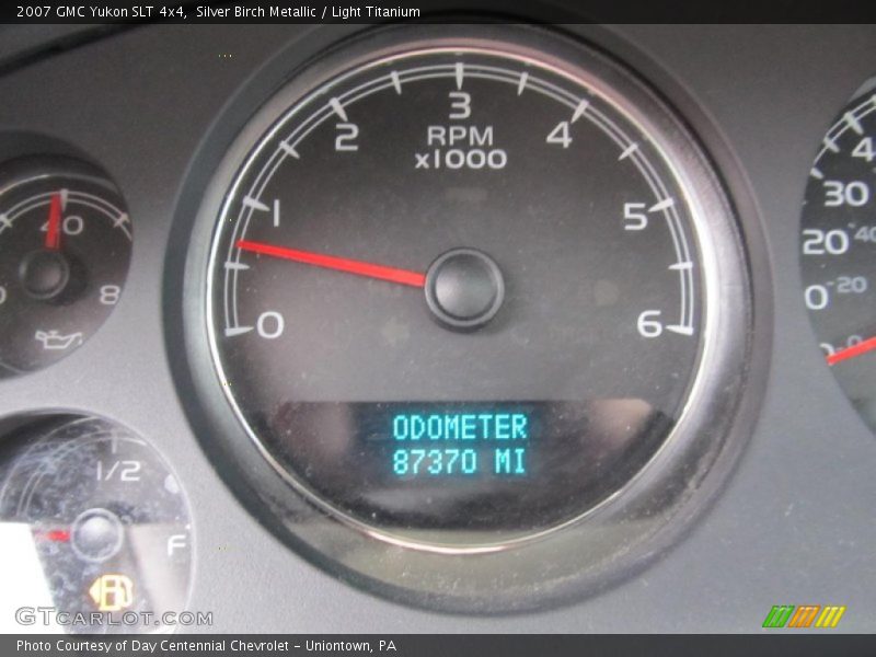 Silver Birch Metallic / Light Titanium 2007 GMC Yukon SLT 4x4