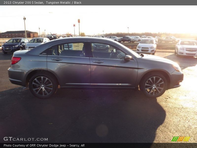Tungsten Metallic / Black 2013 Chrysler 200 S Sedan