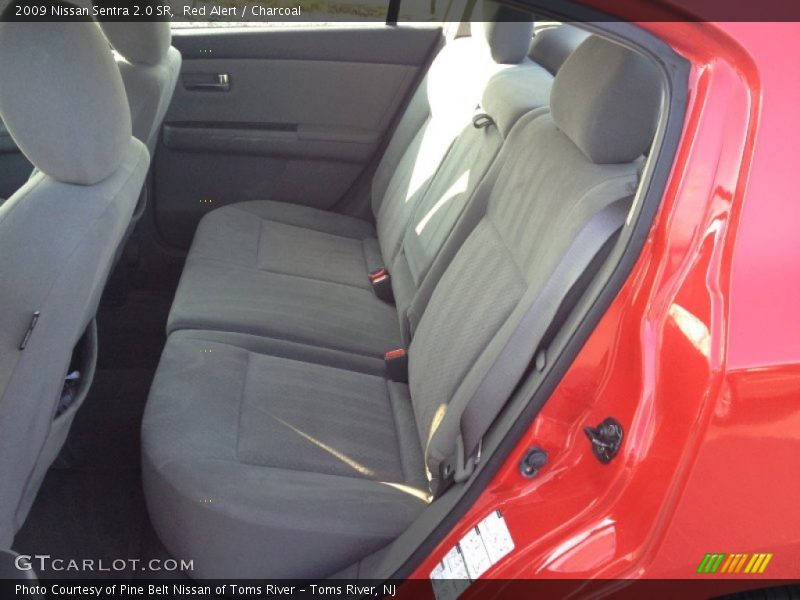 Red Alert / Charcoal 2009 Nissan Sentra 2.0 SR