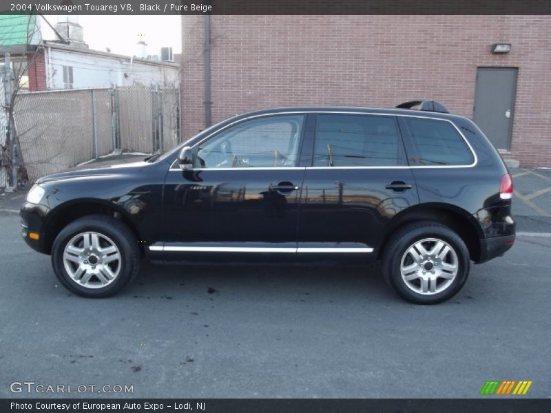 Black / Pure Beige 2004 Volkswagen Touareg V8