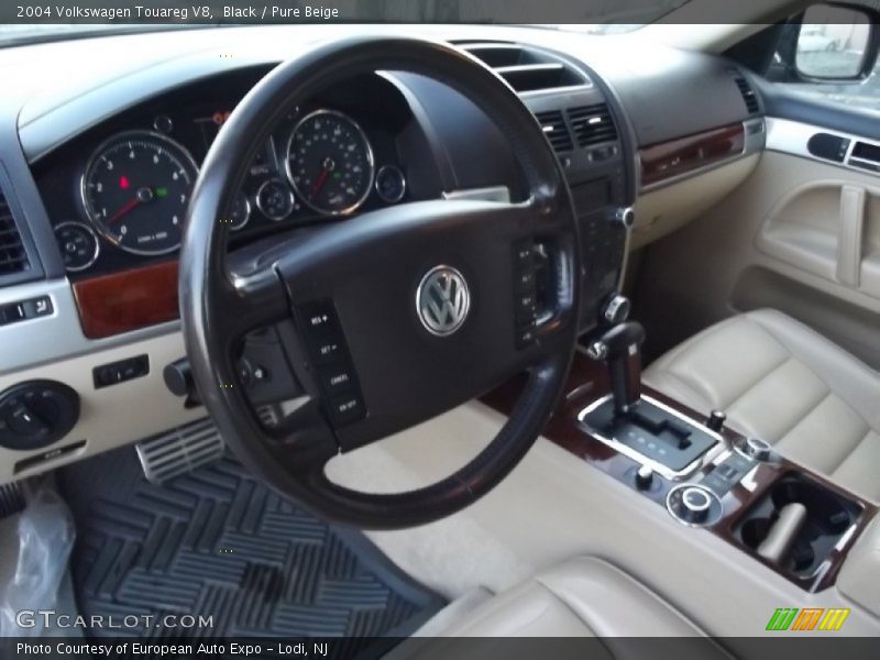 Black / Pure Beige 2004 Volkswagen Touareg V8
