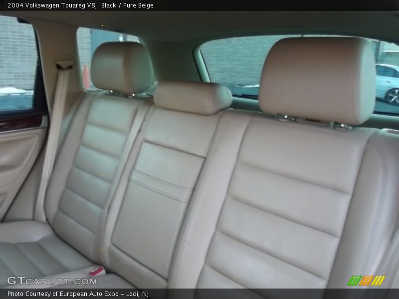 Black / Pure Beige 2004 Volkswagen Touareg V8