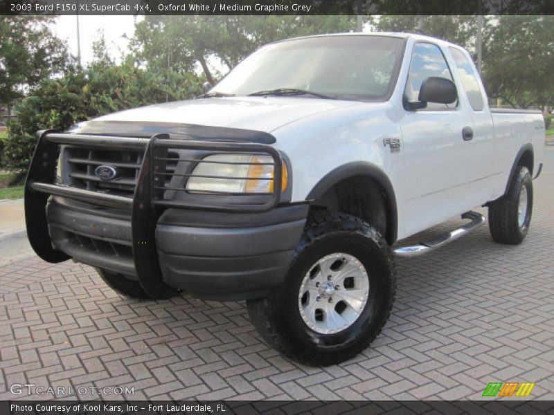 Oxford White / Medium Graphite Grey 2003 Ford F150 XL SuperCab 4x4