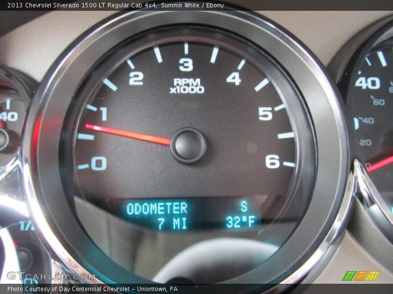 Summit White / Ebony 2013 Chevrolet Silverado 1500 LT Regular Cab 4x4