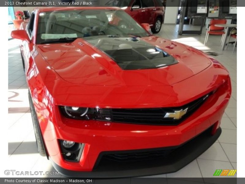 Victory Red / Black 2013 Chevrolet Camaro ZL1