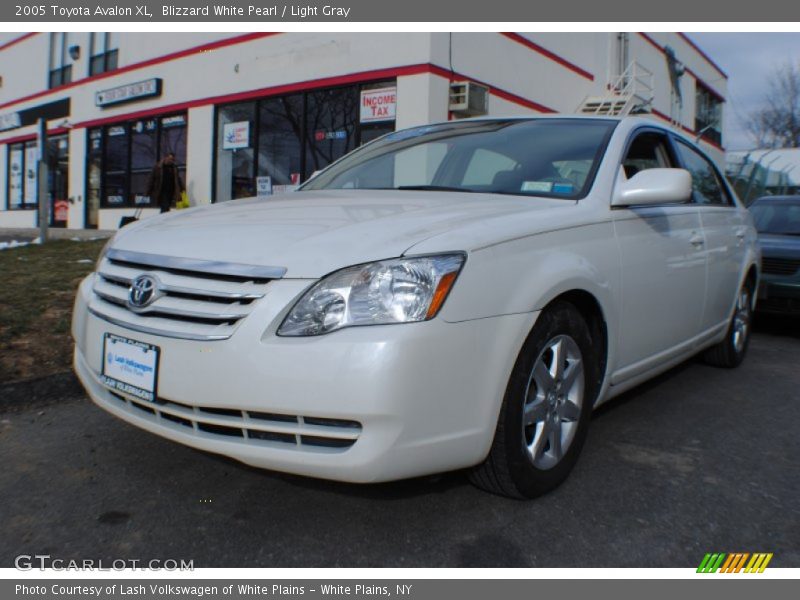 Blizzard White Pearl / Light Gray 2005 Toyota Avalon XL