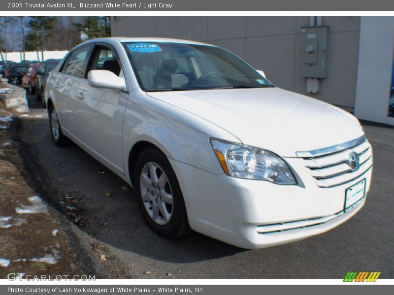 Blizzard White Pearl / Light Gray 2005 Toyota Avalon XL
