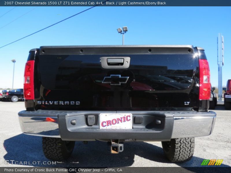 Black / Light Cashmere/Ebony Black 2007 Chevrolet Silverado 1500 LT Z71 Extended Cab 4x4