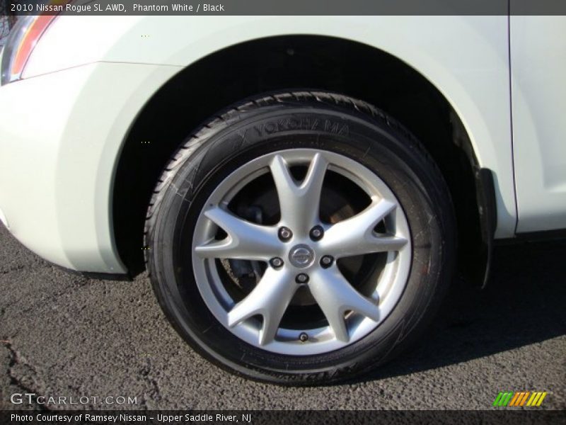 Phantom White / Black 2010 Nissan Rogue SL AWD