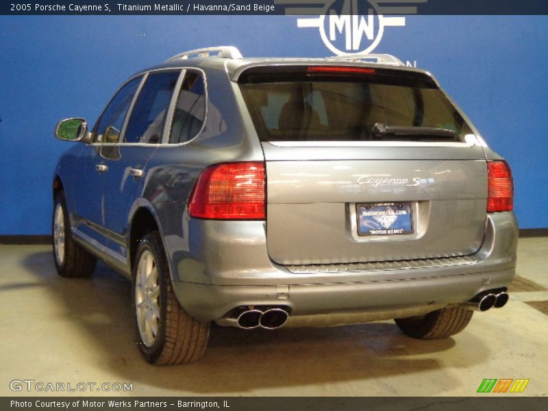 Titanium Metallic / Havanna/Sand Beige 2005 Porsche Cayenne S