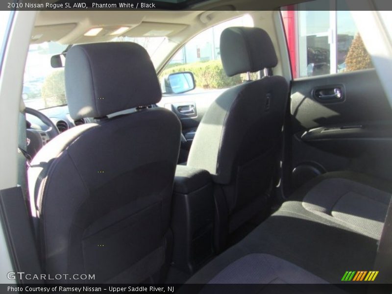 Phantom White / Black 2010 Nissan Rogue SL AWD