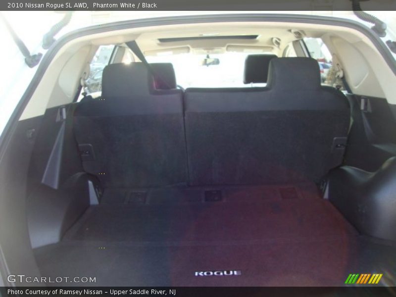 Phantom White / Black 2010 Nissan Rogue SL AWD