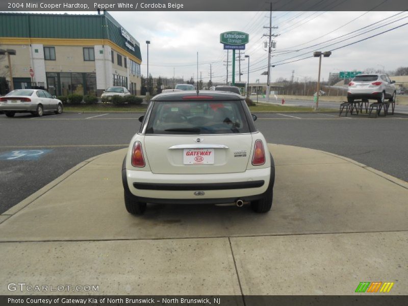 Pepper White / Cordoba Beige 2004 Mini Cooper Hardtop