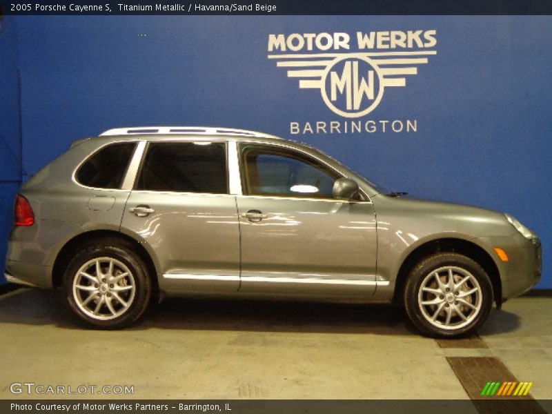 Titanium Metallic / Havanna/Sand Beige 2005 Porsche Cayenne S