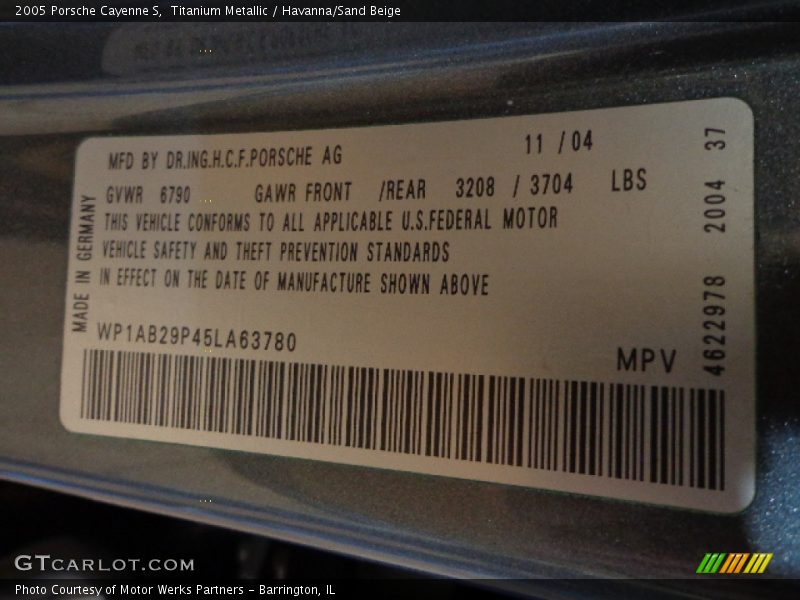 Titanium Metallic / Havanna/Sand Beige 2005 Porsche Cayenne S