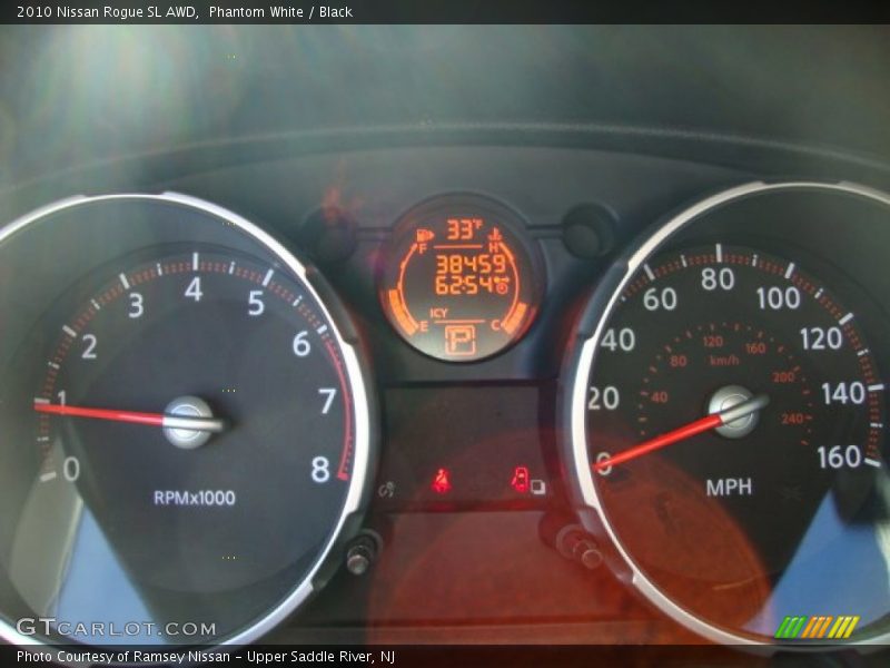 Phantom White / Black 2010 Nissan Rogue SL AWD