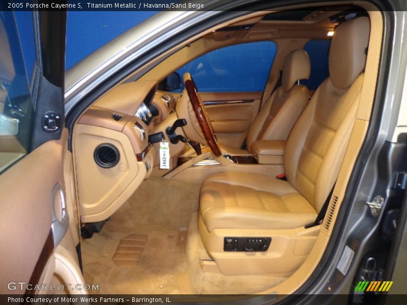 Titanium Metallic / Havanna/Sand Beige 2005 Porsche Cayenne S