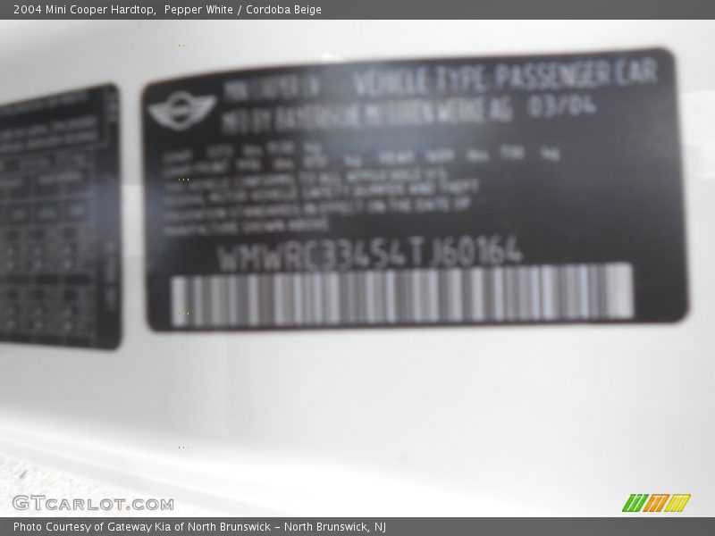 Pepper White / Cordoba Beige 2004 Mini Cooper Hardtop