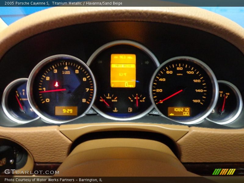 Titanium Metallic / Havanna/Sand Beige 2005 Porsche Cayenne S