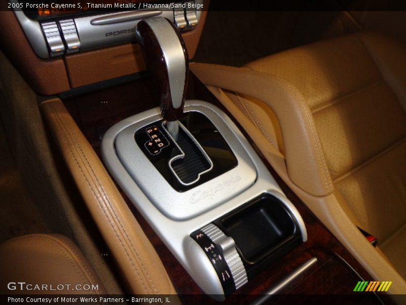 Titanium Metallic / Havanna/Sand Beige 2005 Porsche Cayenne S