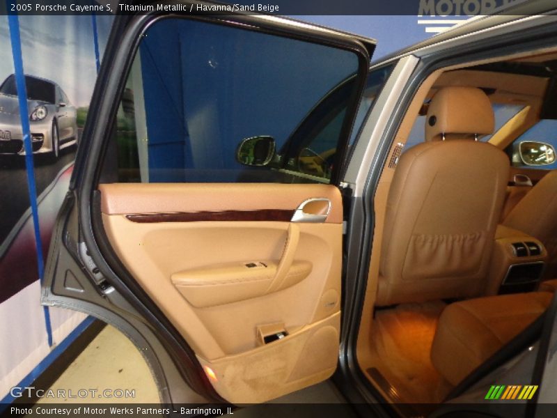 Titanium Metallic / Havanna/Sand Beige 2005 Porsche Cayenne S