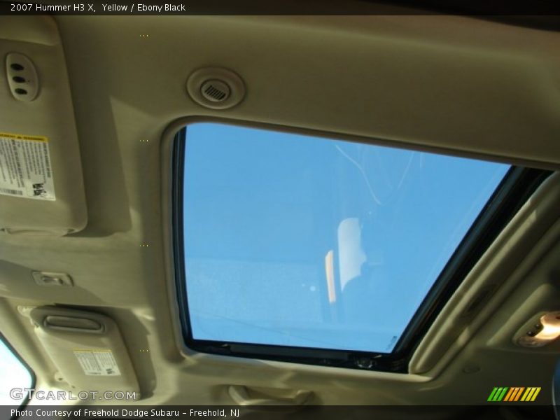 Yellow / Ebony Black 2007 Hummer H3 X