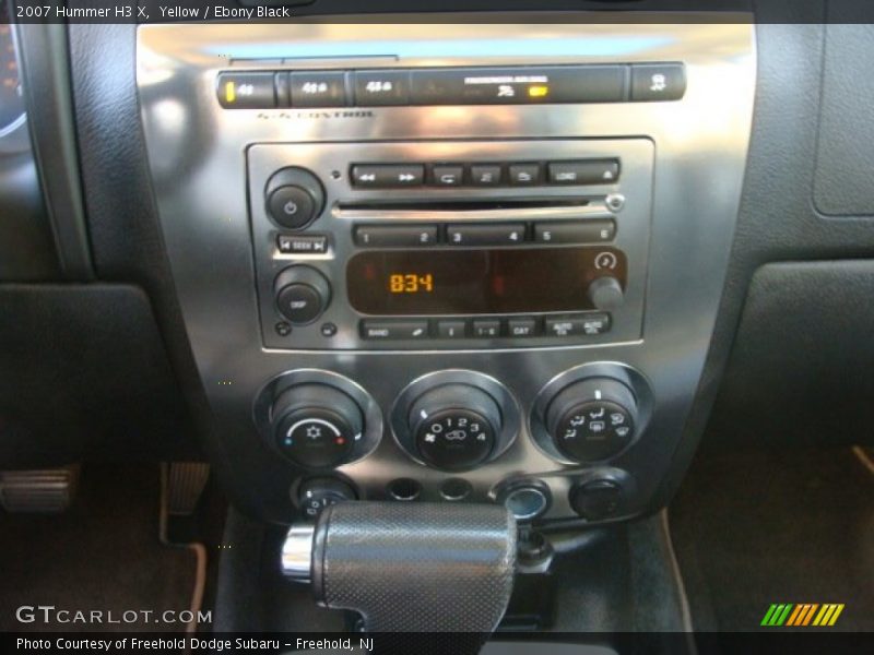 Yellow / Ebony Black 2007 Hummer H3 X