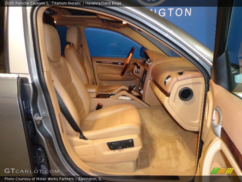 Titanium Metallic / Havanna/Sand Beige 2005 Porsche Cayenne S