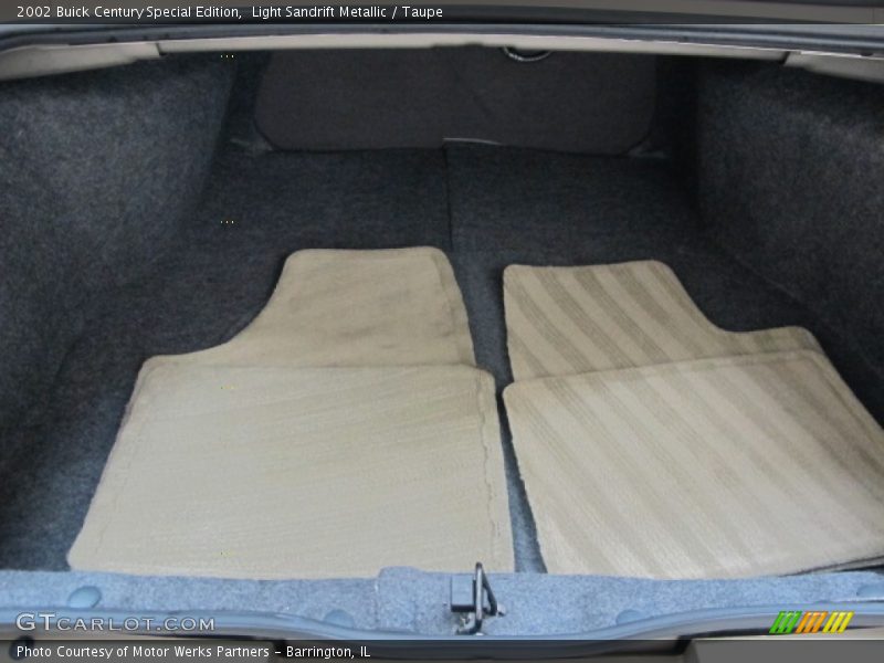 Light Sandrift Metallic / Taupe 2002 Buick Century Special Edition