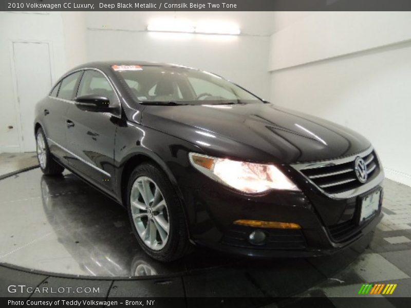 Deep Black Metallic / Cornsilk Beige Two Tone 2010 Volkswagen CC Luxury