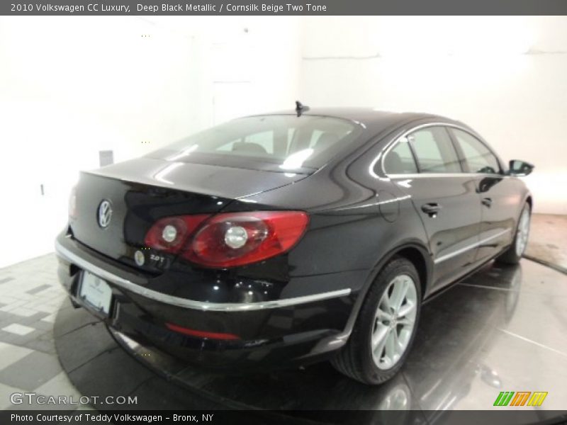 Deep Black Metallic / Cornsilk Beige Two Tone 2010 Volkswagen CC Luxury